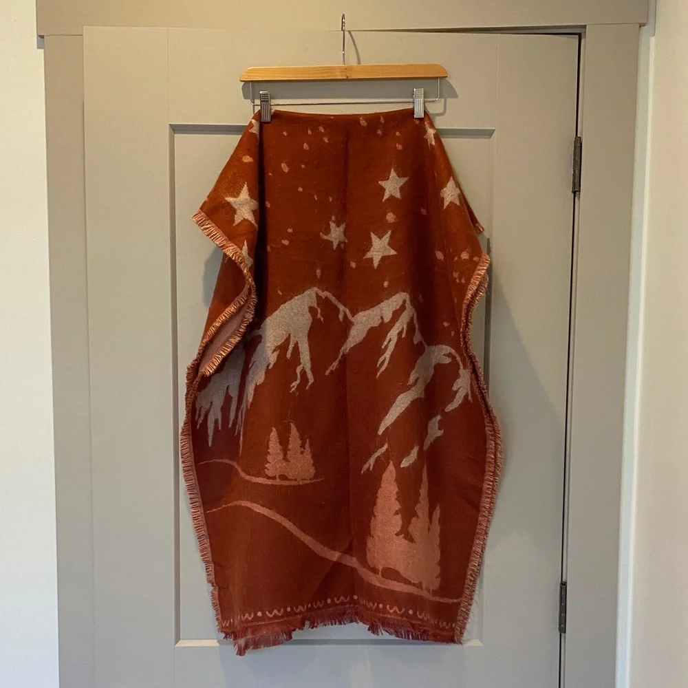 Madewell Unique Rust and Pink Mountain Scene Scarf - Picture 3 of 4